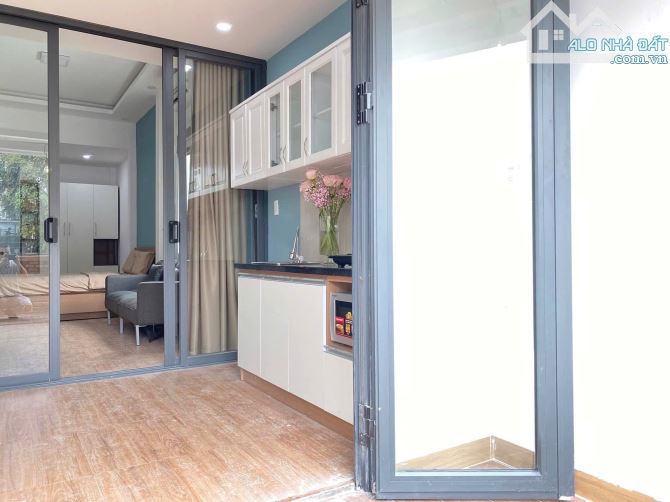 CĂN HỘ TÁCH BẾP FULL NỘI THẤT CỰC RỘNG 40M2 NGAY QUẬN 3 - 6