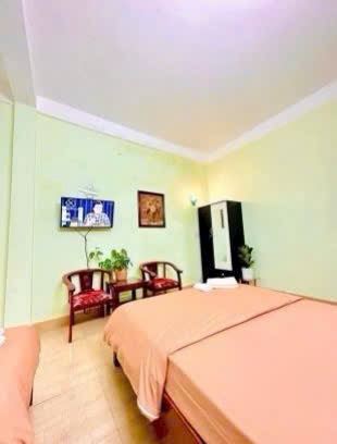 Bán Nhà Nghỉ 04 tầng 12 phòng đường NGUYỄN LỘ TRẠCH - TP Huế - Giá chỉ 7 tỷ - 6