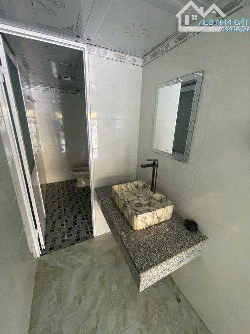 🆘 Cần cho thuê tầng trệt mặt tiền 2/4 Vĩnh Hải gần chợ - 7