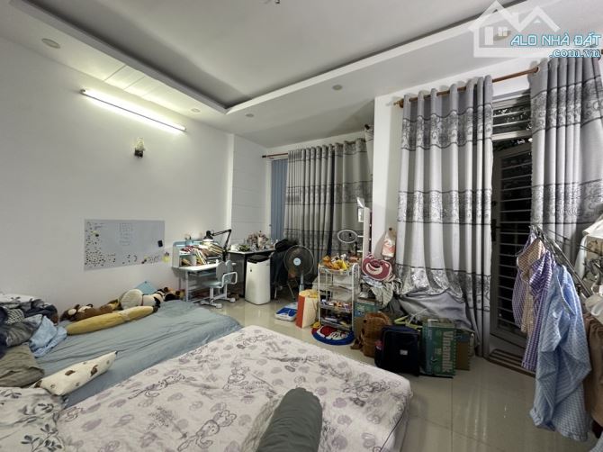 HẺM XE HƠI VÀO NHÀ - NGANG KHỦNG  5M - 7