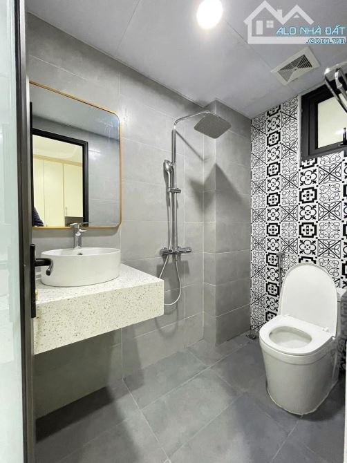 BÁN CCMN CAO CẤP VƯƠNG THỪA VŨ - THANH XUÂN - DIỆN TÍCH 85M - 7 TẦNG - 20 PHÒNG KHÉP KÍN - 7