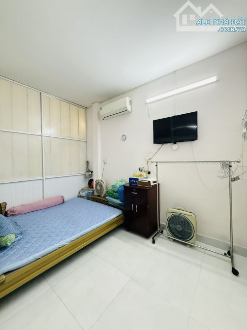 NGUYỄN SƠN – CÁCH HXH 1 CĂN – 3 TẦNG – NỞ HẬU CHỈ 3.9 TỶ - 7