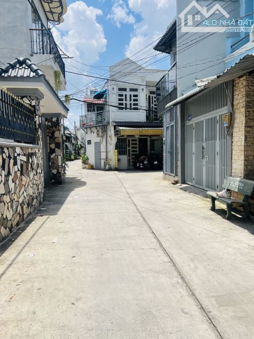 HẺM XE HƠI THÔNG LÊ TRỌNG TẤN - 96M2 (3,8❌26) - 7