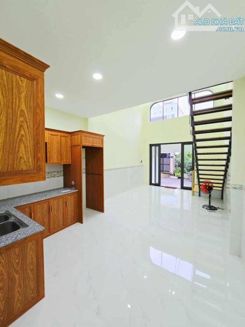 Nhà đẹp khu Việt Nhân 47 Trường Lưu Long Trường 2 tầng 56m2 3 tỷ 950 - 7