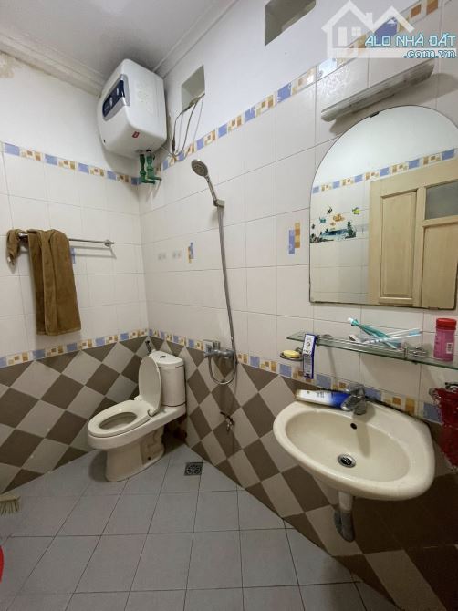 BÁN NHÀ NGÕ 285 KHUẤT DUY TIẾN, PHÂN LÔ, Ô TÔ TRÁNH, 30M RA PHỐ 42m2 6T MT 5,7m 17 tỷ - 7