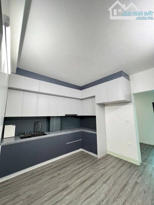 Chính chủ gửi bán siêu phẩm nhà mặt phố Nguyễn Viết Xuân . Hà Đông. 40M giá 21 tỷ - 7