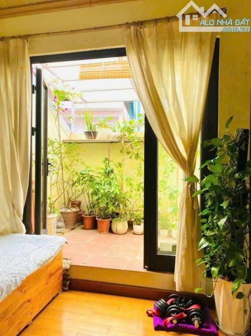 BÁN CĂN HỘ TẬP THỂ PHAN ĐÌNH PHÙNG ĐẶNG TẤT BA ĐÌNH - 130M 4PN - BIỆT THỰ PHÁP CỔ DUPLEX - 7