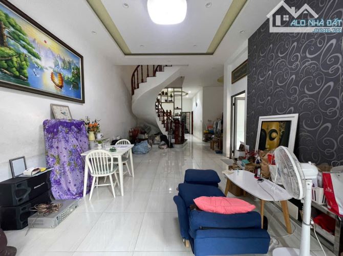 Bán biệt thự mặt tiền Đường 79 Xa Lộ Hà Nội, Phước Long Quận 9 - 7