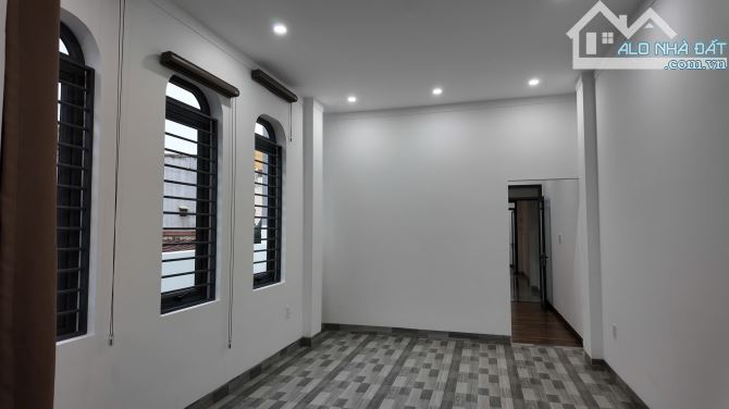 BÁN NHÀ 3 TẦNG MẶT TIỀN TRẦN PHÚ – Ở SANG, KINH DOANH ĐỈNH, 6.8Tỷ - 7
