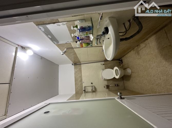 HẺM XE HƠI VÀO NHÀ - NGANG KHỦNG  5M - 8