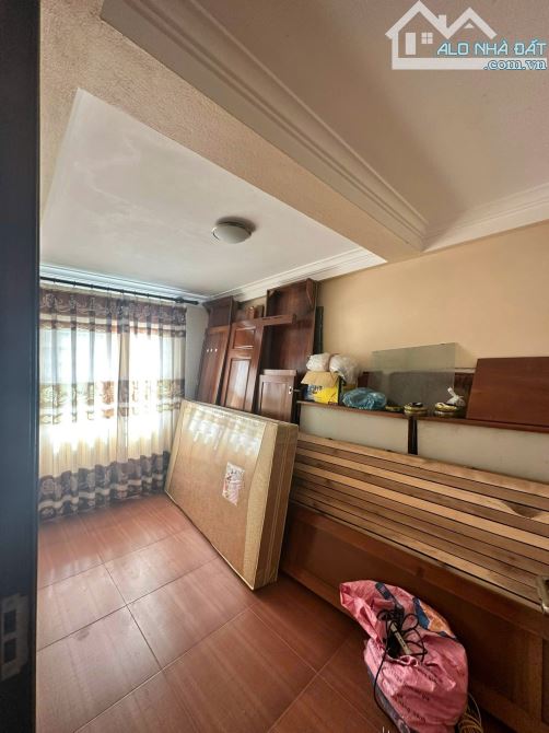 Cho thuê nhà Biệt Thự Nguyễn Văn Linh, Long Biên - Khu cán bộ TW đảng, Vỉa hè, Ô tô tránh - 8