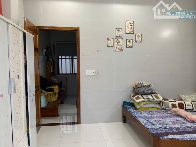 Bán nhà hai mặt tiền trước sau Bờ Sông Vàm Thuật, P.6, Quận Gò Vấp - 8