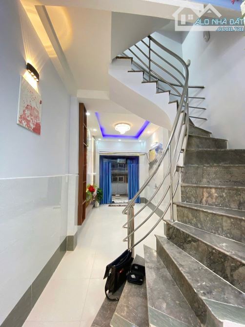 TÙNG THIỆN VƯƠNG QUẬN 8 KẾ BÊN Q5, 4 TẦNG 5PN MỚI TINH NHỈNH 4 TỶ - 8