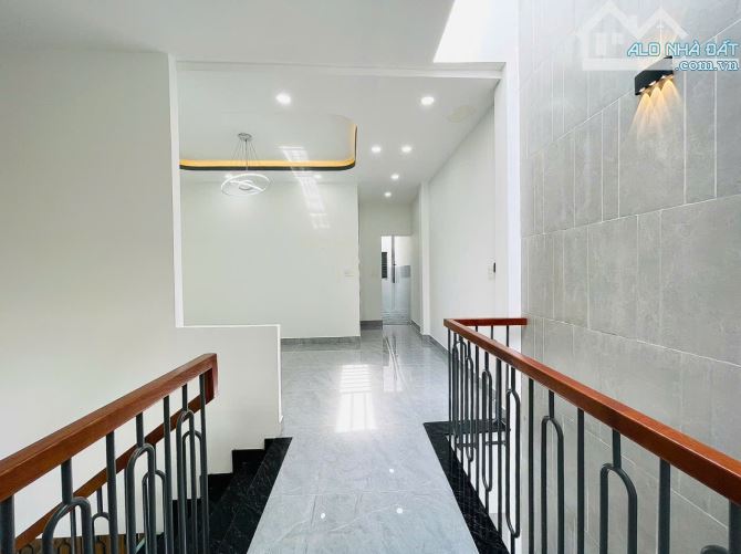 Siêu Phẩm Đẹp, 5x25, sổ hồng hoàn công, gần TP.HCM - 8
