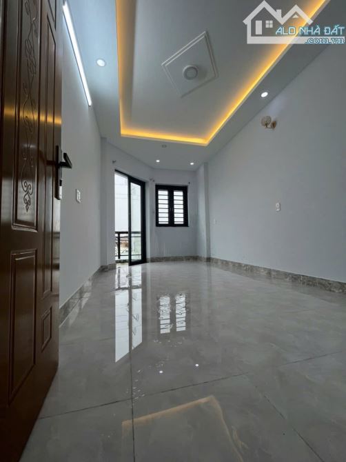 Nhà 3 tấm góc 2mt khu VIP mã lò,hương lộ 2 - 8
