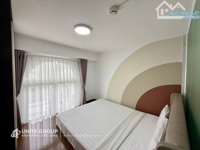 Siêu phẩm penhouse mới toanh ngay Nguyễn Thị Thập Quận 7 - 8