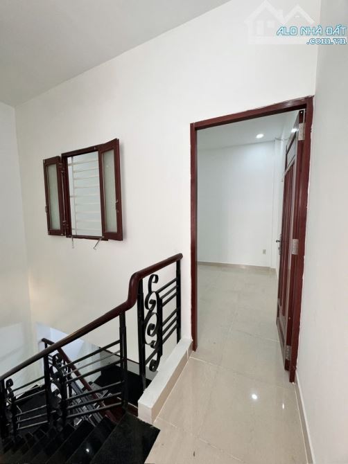 NHÀ GIÁ RẺ Q8 ÂU DƯƠNG LÂN P3 - 4 x10 - TRỆT LẦU - CHỈ 4,6T - GẦN TRƯỜNG TIỂU HỌC. - 9