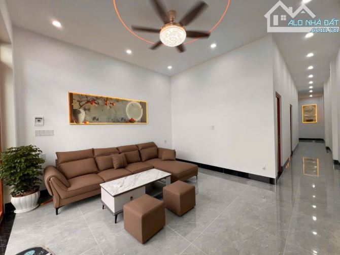 🏠Bán nhà nhánh đường Từ Dũ Phường Rạch Giá Tỉnh An Giang(củ là Kiên Giang)  ♻️Diện Tích : - 9
