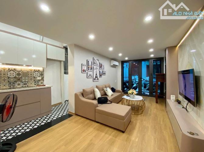 SIÊU PHẨM ĐẸP LONG LANH-PHỐ KHƯƠNG TRUNG--LÔ GÓC HAI THOÁNG-FULL NỘI THẤT-50M2-2 TẦNG-6,3Ỷ - 9