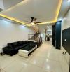 Siêu phẩm Miếu Hai Xã 2,52tỷ có ngay 38m² × 3tầng mới tinh,full nội thất