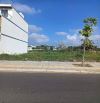 NGỘP NGÂN HÀNG – CẦN BÁN GẤP LÔ ĐẤT SAU LƯNG CHỢ ĐỨC HÒA 5x21=105m2 GIÁ 890TR