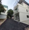 BÁN NHÀ PHƯỜNG LONG BIÊN – Ô TÔ ĐỖ CỬA – NGÕ 4M -giá 5tỷ350tr Diện tích: 32m² Thiết kế: