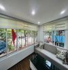 Bán căn tập thể Nghĩa Tân 75m2 3 ngủ thoáng đẹp, thấp tầng bếp rộng sẵn sổ 4,55 tỷ