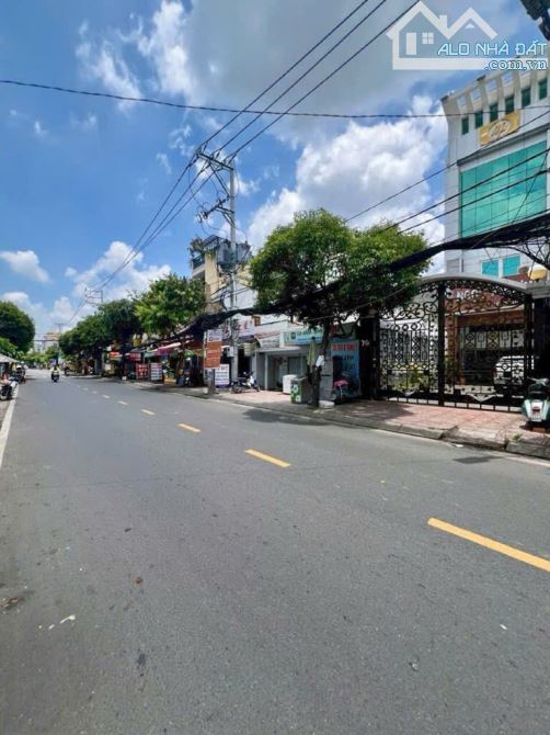 Bán nhà trọ 2 tầng, Nguyễn Văn Linh - 130m2 - Ngang 6.5m - Dòng tiền ổn định. 11,799 tỷ