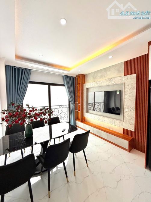 🌷MỚi KOONG - GẦN PHỐ - THANG MÁY - FULL NỘI THẤT- HƠN 8 tỷ - 2