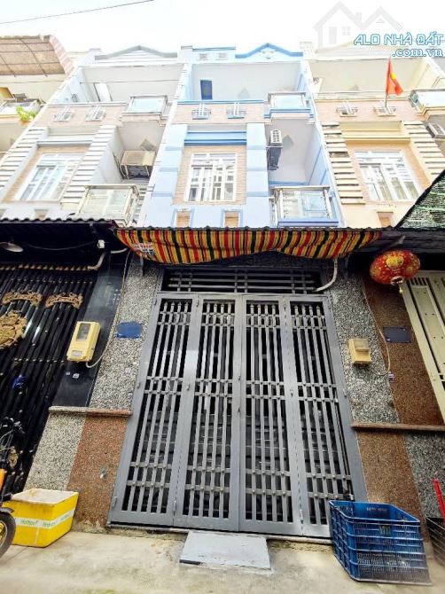 SIÊU PHẨM QUẬN 8,GIÁP Q6,3 TẦNG 40M2 SÁT MẶT TIỀN ĐƯỜNG TRƯƠNG ĐÌNH HỘI,HẺM XE HƠI