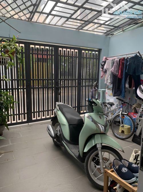 Căn góc mặt tiền đường 182 tăng nhơn phú A, Diện tích 68m nhà 1 lầu