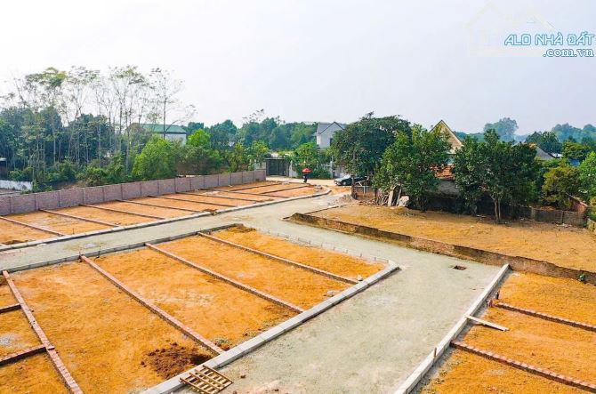 BÁN LÔ ĐẤT 3 MẶT ĐƯỜNG GIÁ CHỈ HƠN 2 tỷ TẠI KHU CÔNG NGHỆ CAO HOÀ LẠC