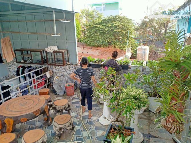 Bán nhà 1 trệt 1 lầu góc 2 mặt tiền gần Bùi Đức, Bình Đa, Biên Hòa, 132m2, giá 5 tỷ 500.
