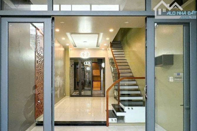 Bán nhà hẻm, Đông Hưng Thuận 5, Quận 12, 114.1 m² (4.2m x 25m), 3 tầng - Giá 6.8 tỷ TL
