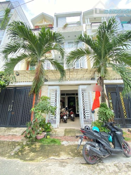 NHÀ ĐẸP Ở NGAY, HẺM XE HƠI TRÁNH NHAU HÀNG XÓM VẠN PHÚC CITY, 4X18 CHỈ 9,2 TỶ.