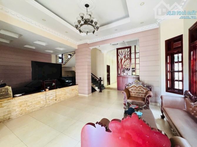 🏘️Biệt thự sân vườn 3 tầng An Bình Dỉ An.CÁCH PHẠM VĂN ĐỒNG 500M.có