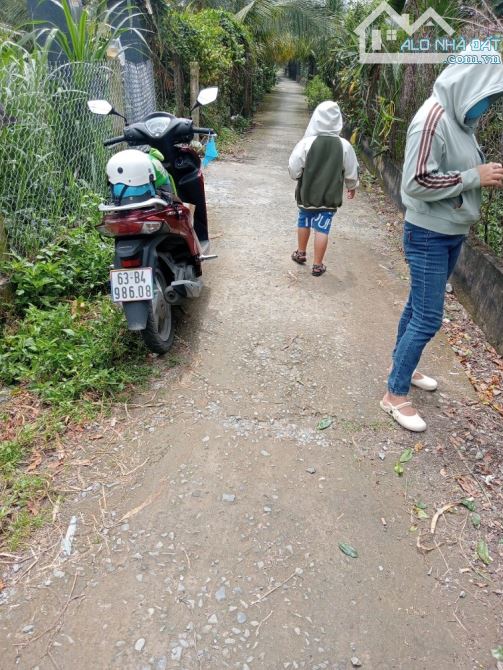 Đất thổ cư cách đường 1 quang 150met. Gần ozon