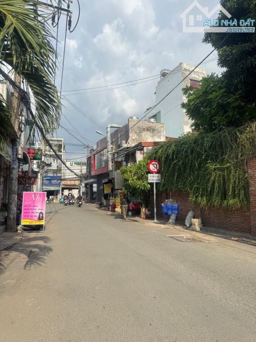 BÁN NHÀ GÒ VẤP, HẺM XE HƠI THỐNG NHẤT, 54M²x3 TẦNG, 4PN, NHỈNH 6 TỶ TL, GẦN LOTTEMART