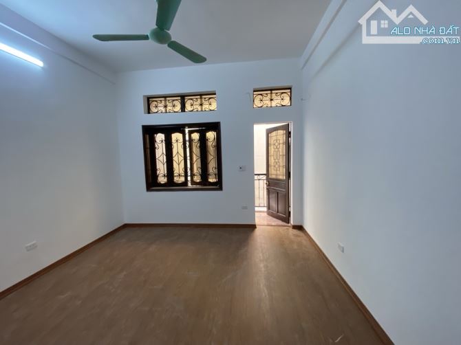 🏡 BÁN NHÀ SÁT MẶT PHỐ HỒ TÙNG MẬU -- VỈA HÈ RỘNG -- Ô TÔ ĐỖ CỬA -- 2 THOÁNG TRƯỚC SAU 🏡