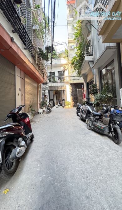 NHÀ MẶT NGÕ THÔNG PHỐ TRẦN CUNG: DT 40M2 – GIÁ 8,5 TỶ CÒN THƯƠNG LƯỢNG