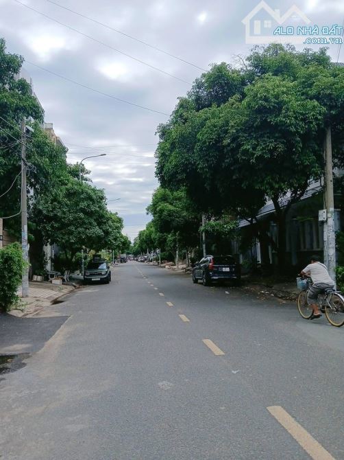 MT ĐƯỜNG SỐ 22 P11 Q6 - GẦN NGAY METRO (4X26) HẦM 4 LẦU - CÓ CHỖ LẮP THANG MÁY-CHỈ NHỈNH 1