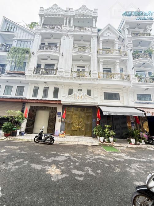 Nhà đẹp lòng lanh khu phân lô Trần thị hè hiệp thành q12