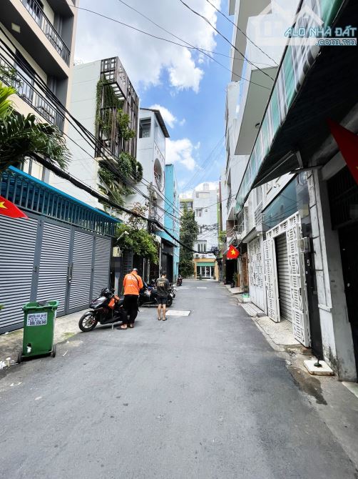 Phú Nhuận: Nhà 3 Tầng, 3 PN, Khu Dân Trí, 3.43 Tỷ (TL)