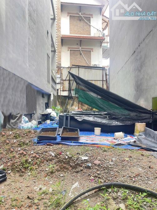 ÂU CƠ TÂY HỒ-CÁCH 1 NHÀ RA ÔTÔ TRÁNH-80M2 ĐẤT 14xTỶ-NỞ HẬU-TIỆN ÍCH NGẬP TRÀN
