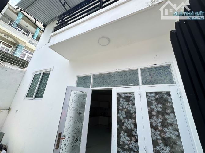 Bán nhà 1 trệt 1 lầu hẻm Daisu Trương Công Định, P7, Vũng Tàu