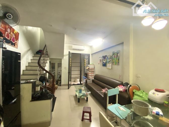 🏠 Phạm Văn Đồng, 45m2 chỉ 7.x tỷ, dân xây chắc chắn,  ngõ thông, gần ô tô, full nội thất