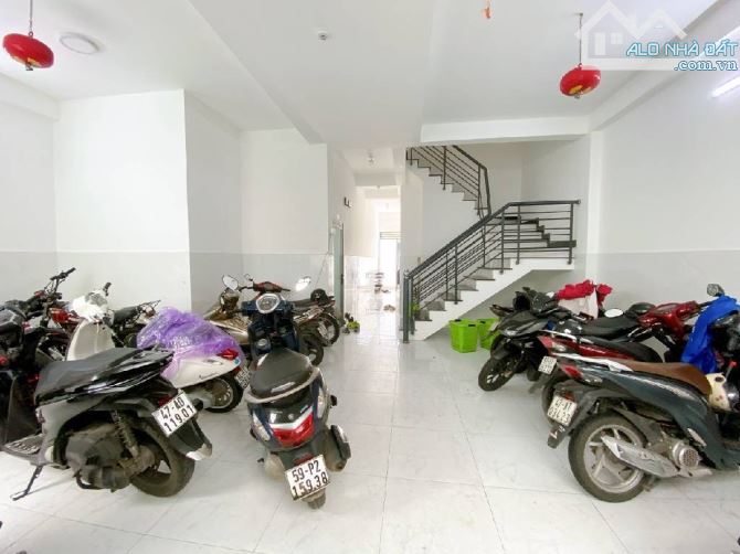 NHÀ 2 MẶT HẺM - CƠ HỘI HIẾM, 55m2, HOÀNG HOA THÁM, BÌNH THẠNH, NHỈNH 4 TỶ.
