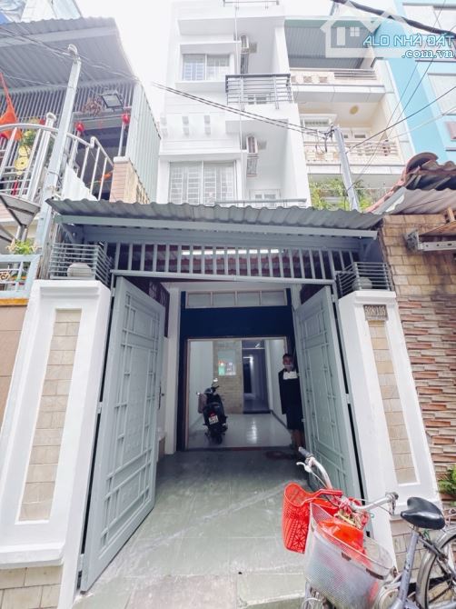 Bán Nhà Q4 KHU DÂN CƯ HIỆN HỮU KHÔNG GIẢI TỎA