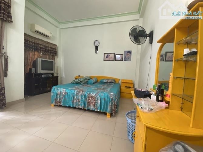 💥SIÊU RẺ ! Bán Nhà 3 Tầng – 71m² Ngang hơn 5m – Gần Tiểu La , Trung Tâm  - Chỉ 8,x tỷ