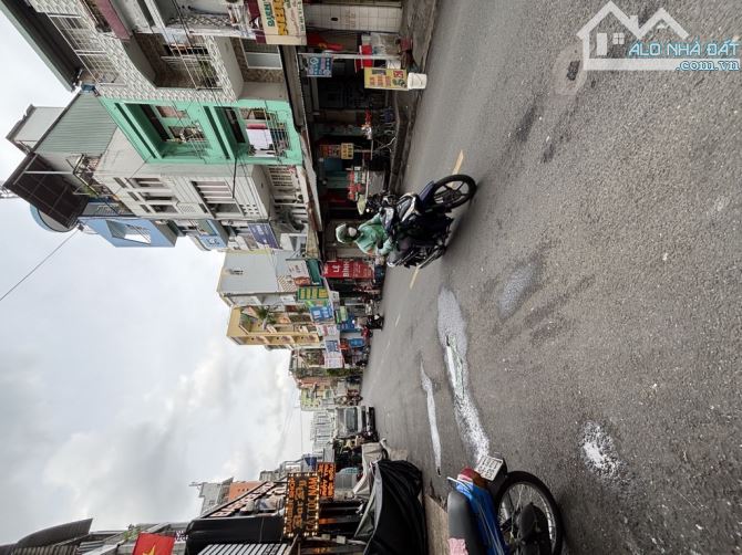 B.ÁN NH.À MẶT TIỀN KINH DOANH SẦM UẤT - ĐANG CHO THUÊ 20TR/THÁNG - 3 TẦNG. Cao Đạt  9.9 tỉ